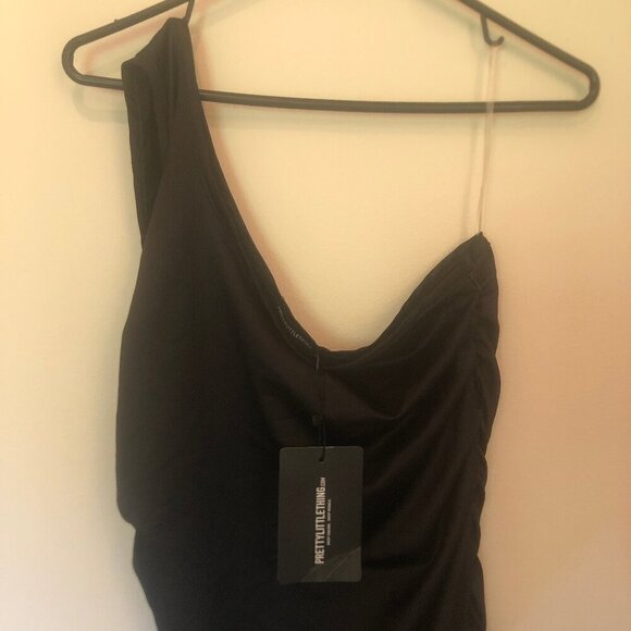 NWT Pretty LIttle Thing one shoulder ruched black dress sz 10 - Picture 3 of 9